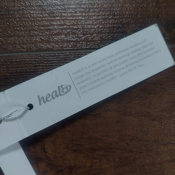 Elizabeth Jane Bette Truly Seamless High Neck Bikini Top NWT Size Small - Picture 8 of 10